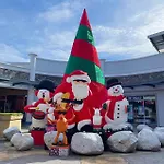 Melaka Afamosa Resort D\'Amour Comfortable And Healing With Theater Projector Private Villa With Garden View Swimming Pool Seasonal Christmas Theme